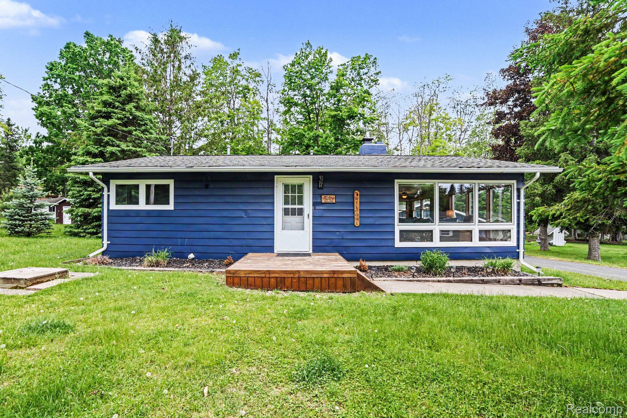 4269 N Owl Road Property Photo 2