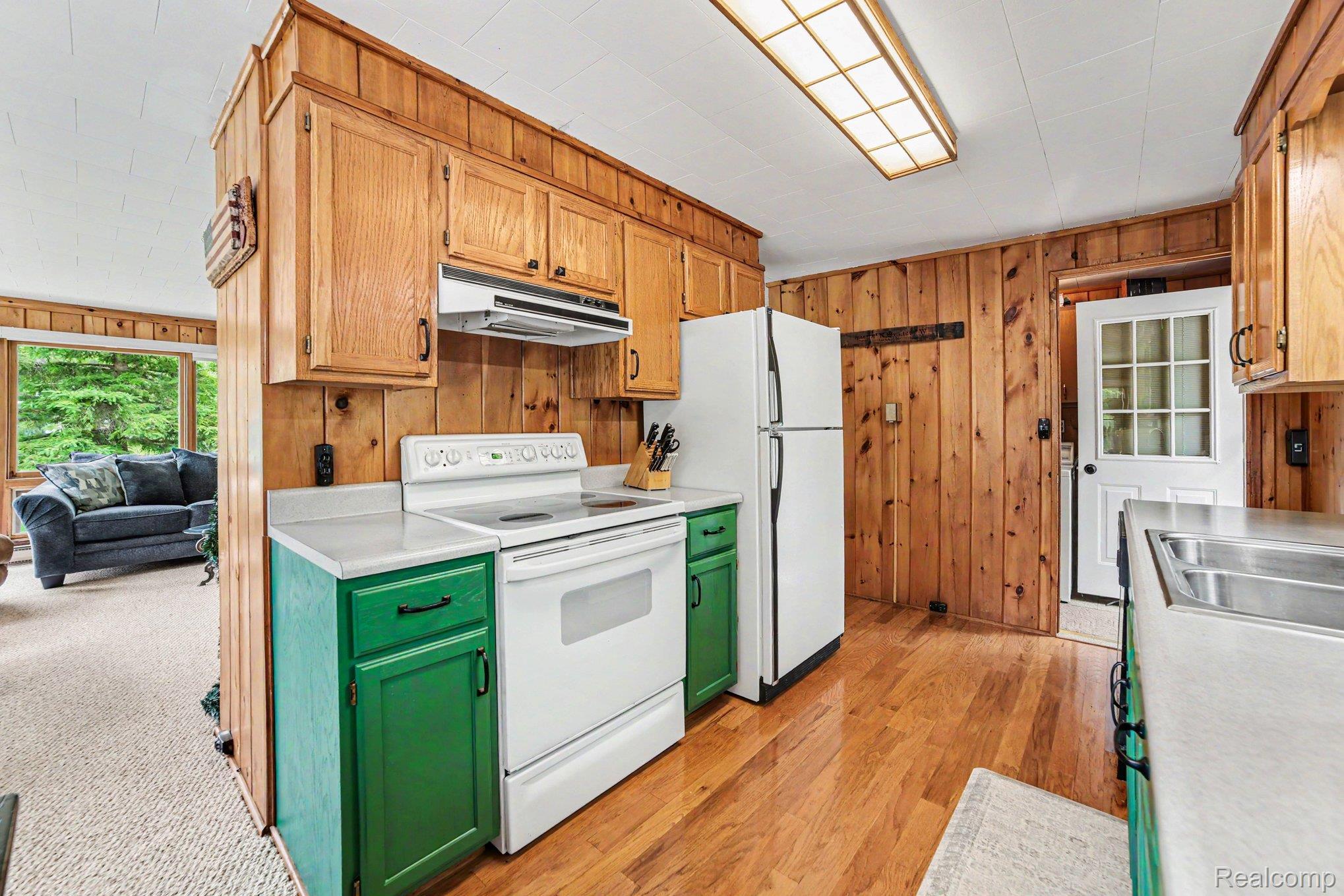 4269 N Owl Road Property Photo 9