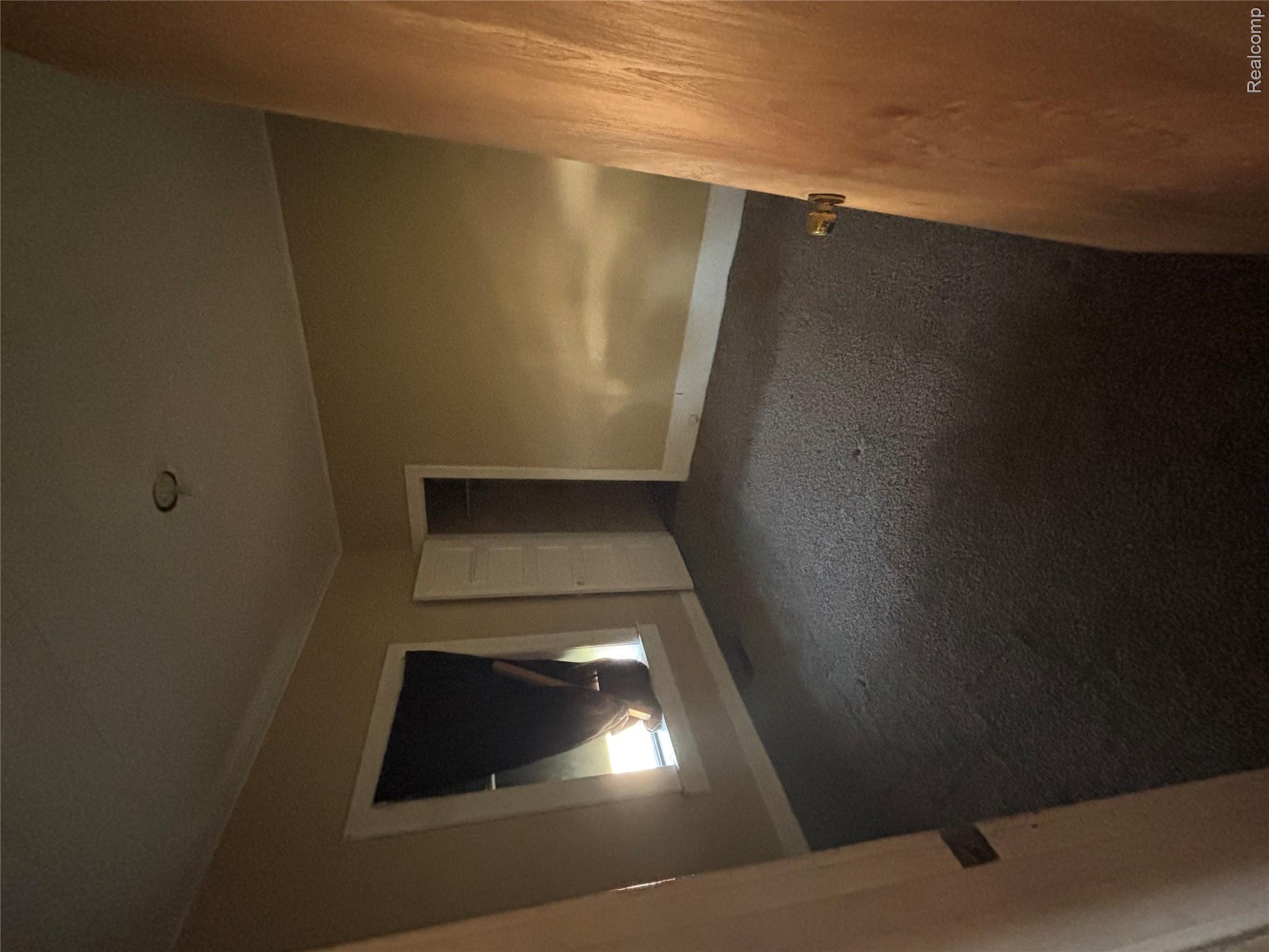 1122 Simcoe Avenue Property Photo 16