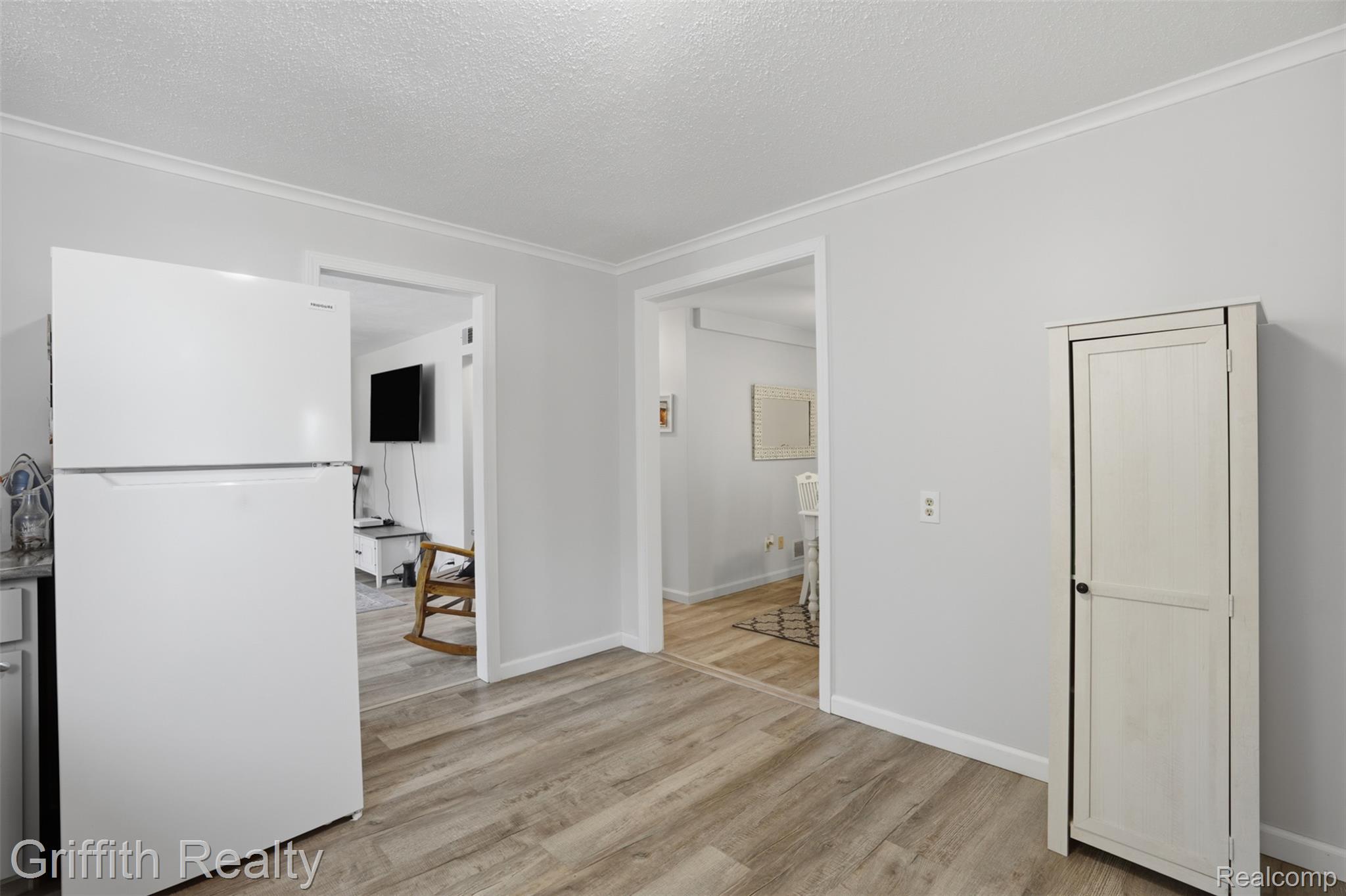 131 E Main Street Property Photo 48
