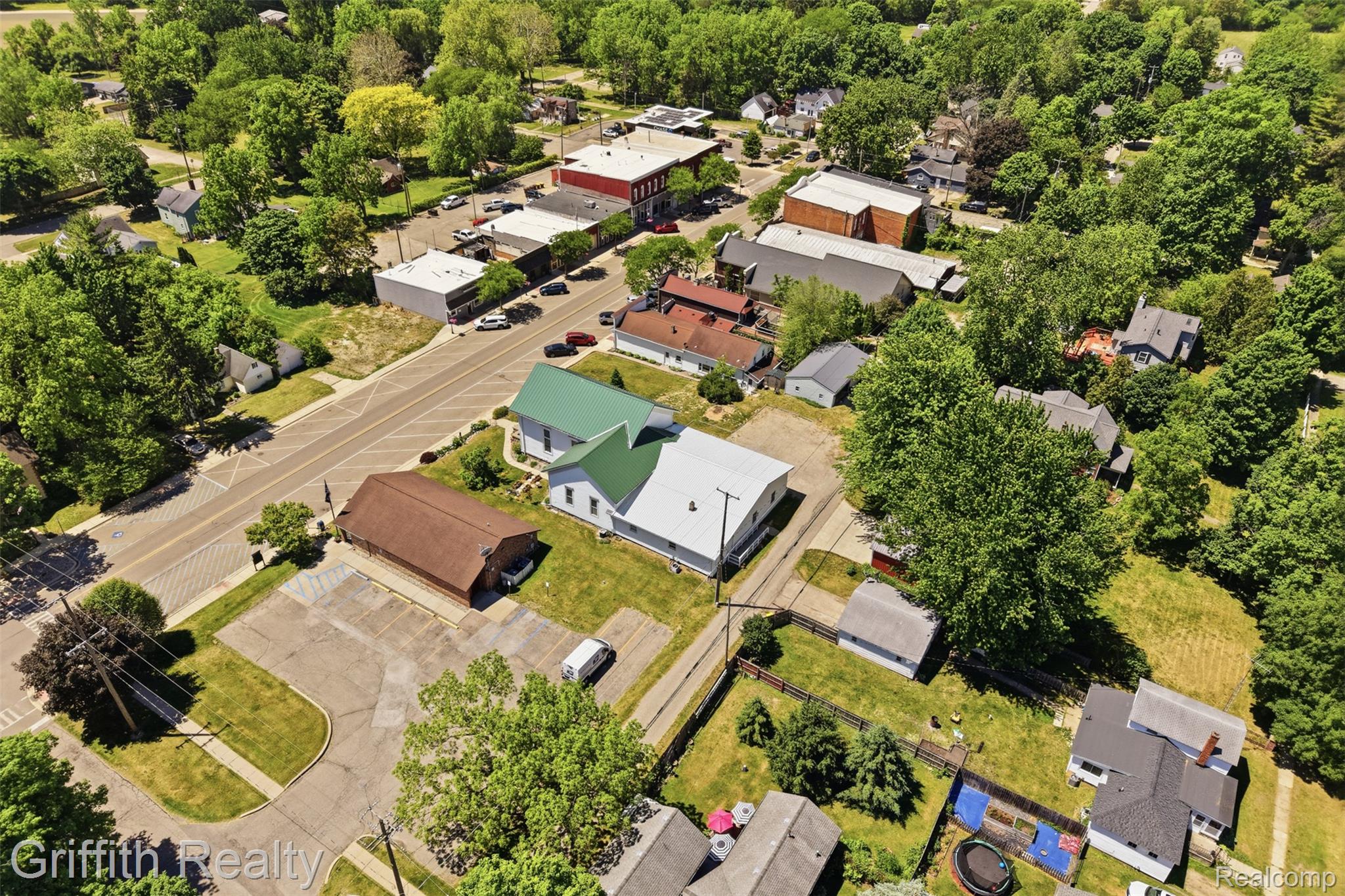 131 E Main Street Property Photo 80