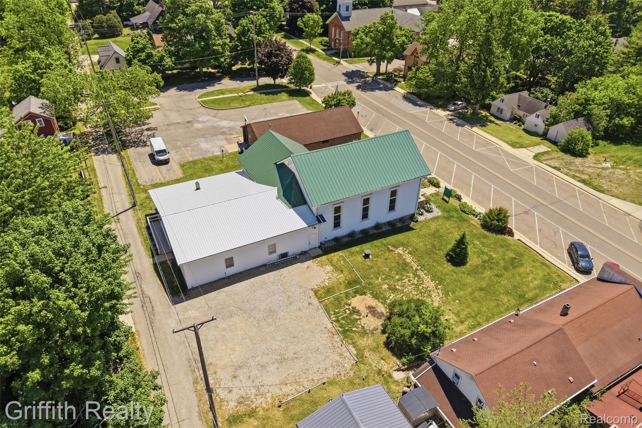 131 E Main Street Property Photo 82