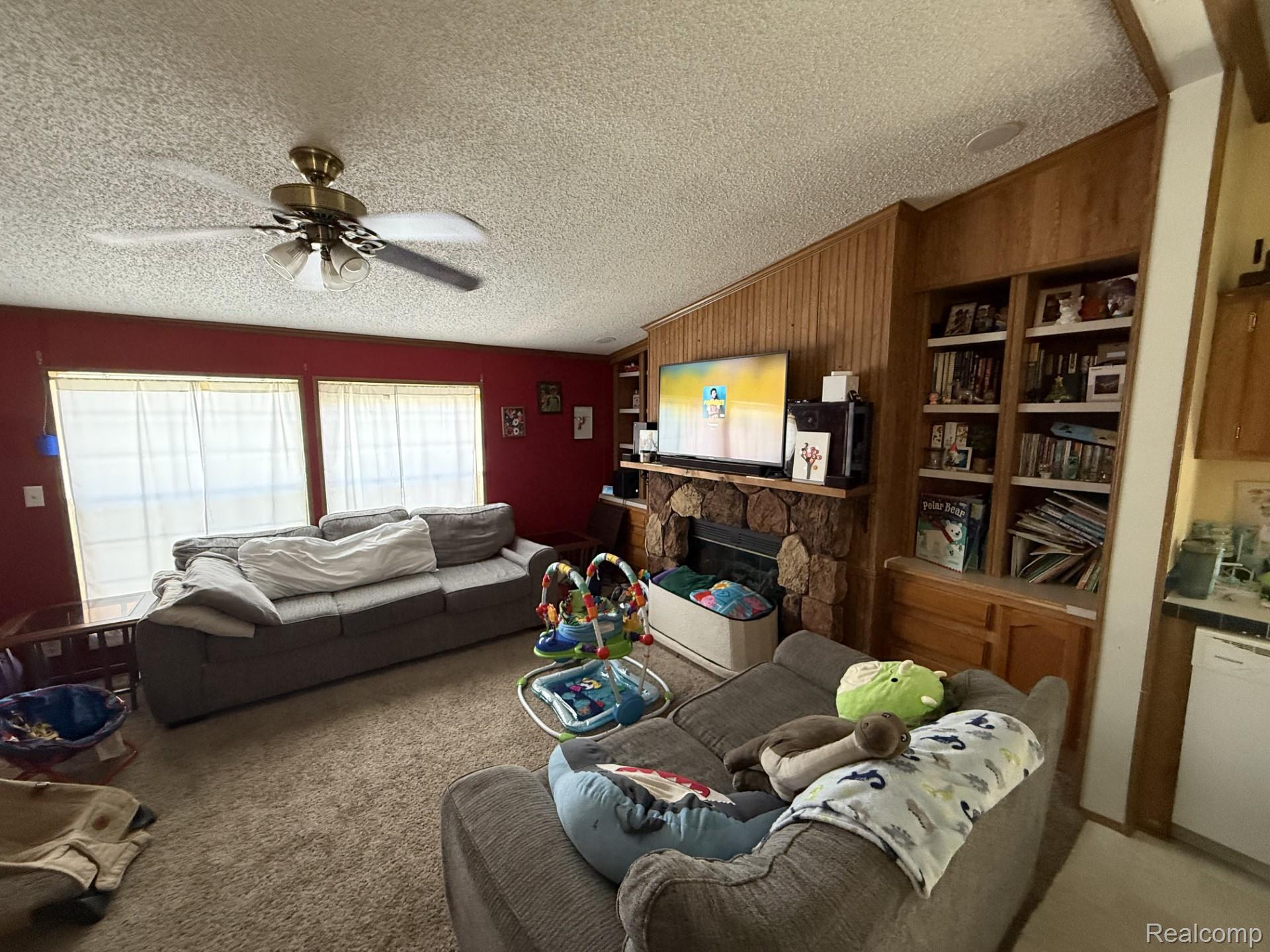 40 Bellwood Property Photo 11