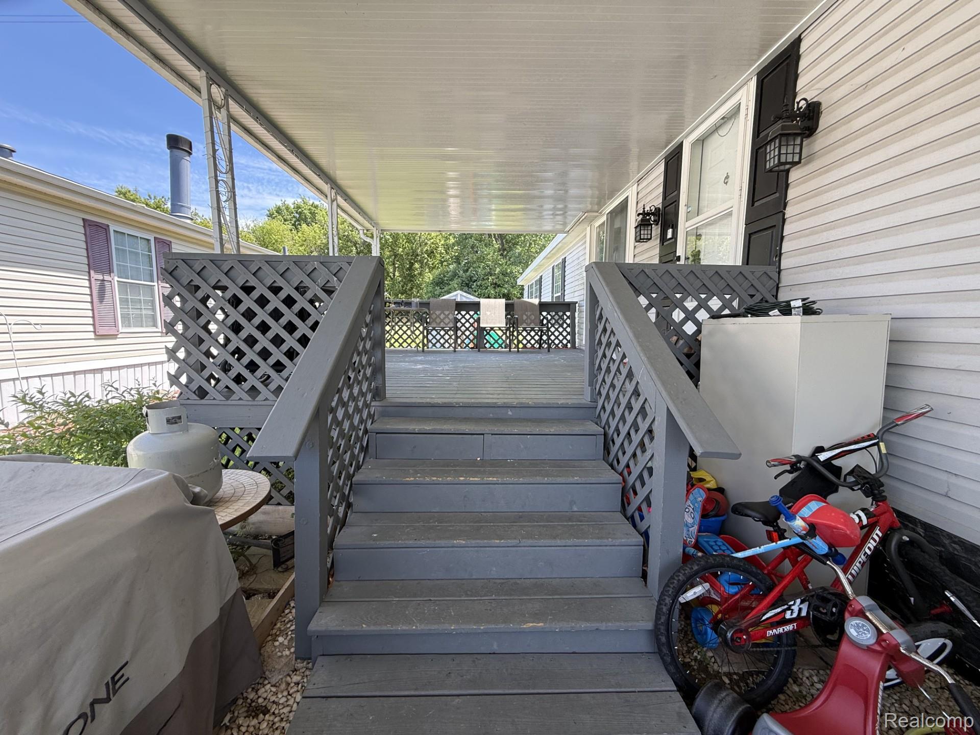40 Bellwood Property Photo 17