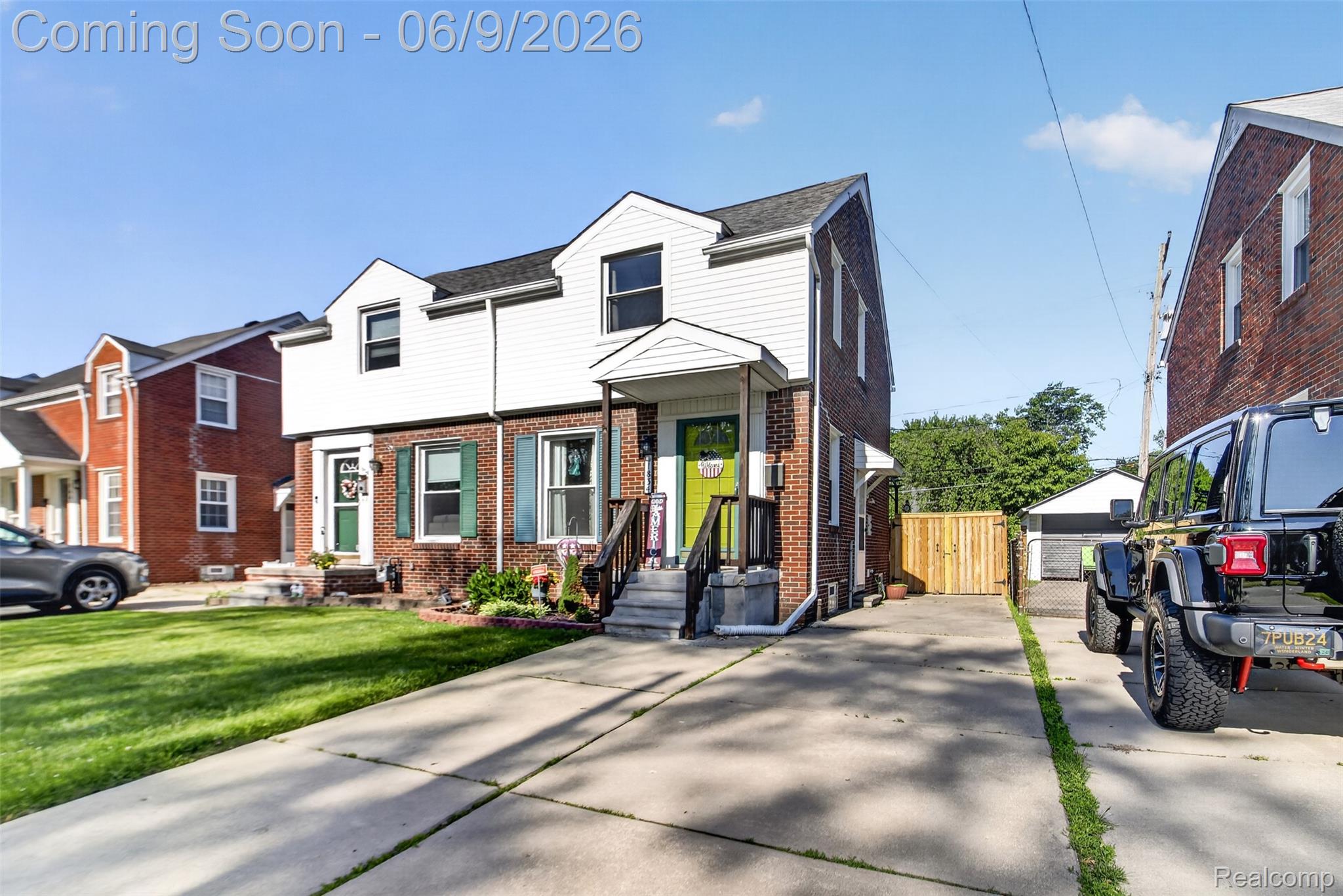 1834 15th Property Photo 1