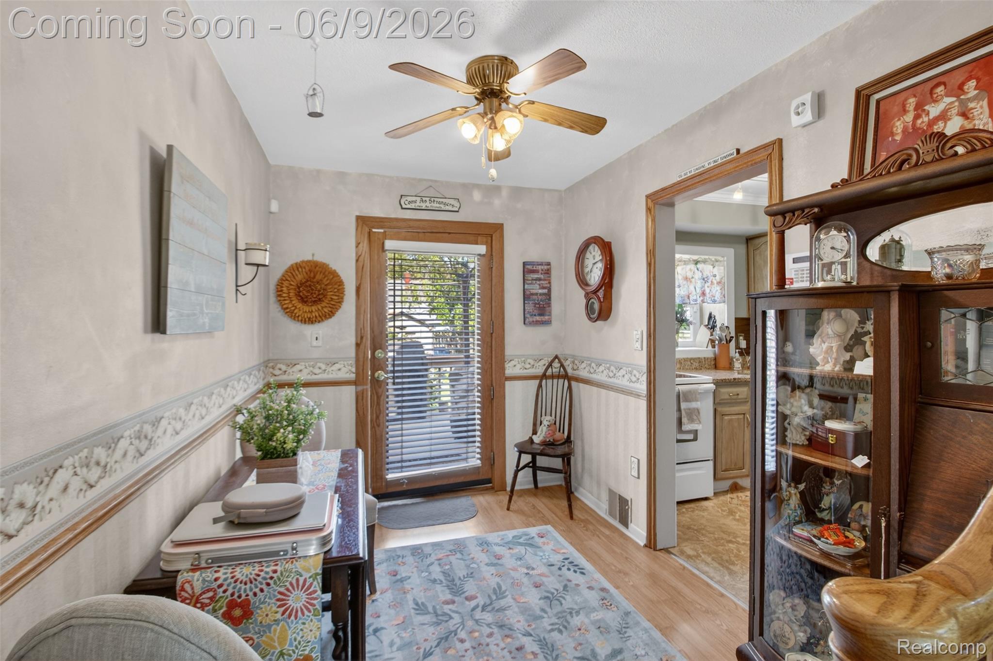 1834 15th Property Photo 16