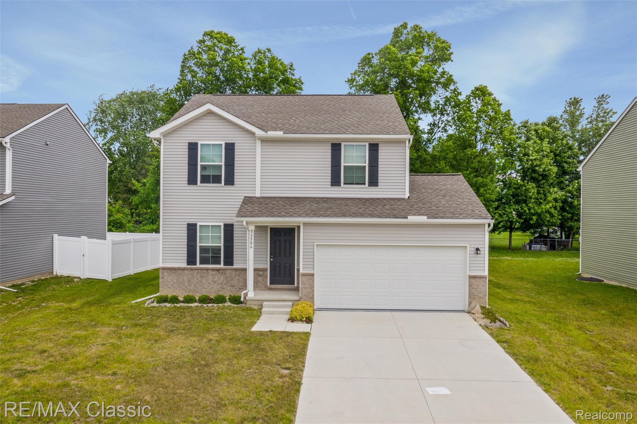 33506 Carly Court Property Photo 1