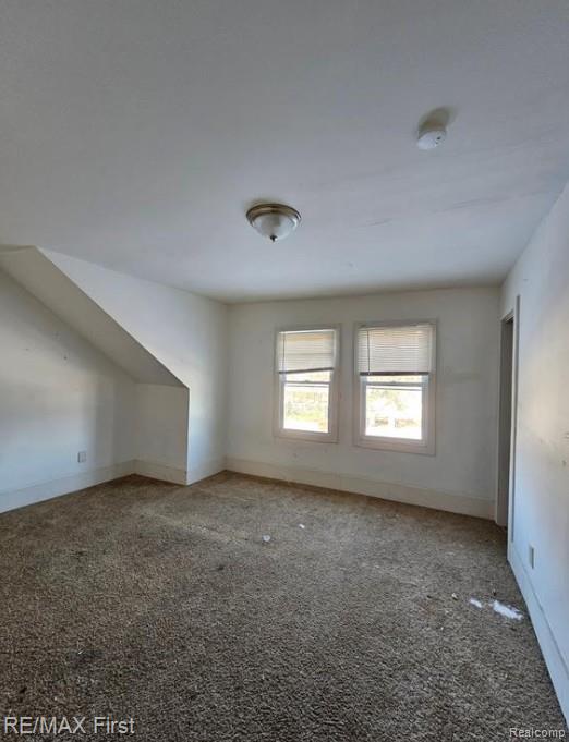 9755 Nardin Drive Property Photo 11