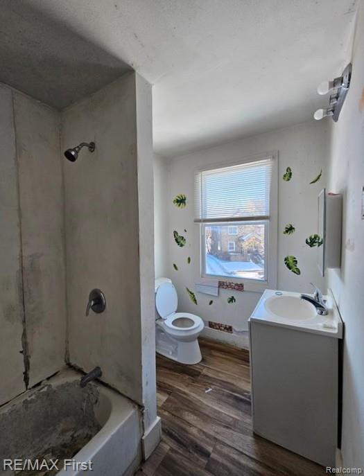 9755 Nardin Drive Property Photo 12