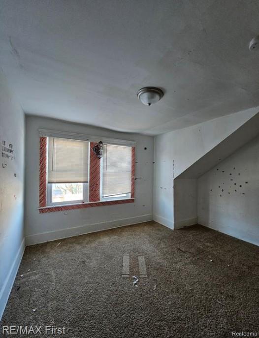 9755 Nardin Drive Property Photo 13