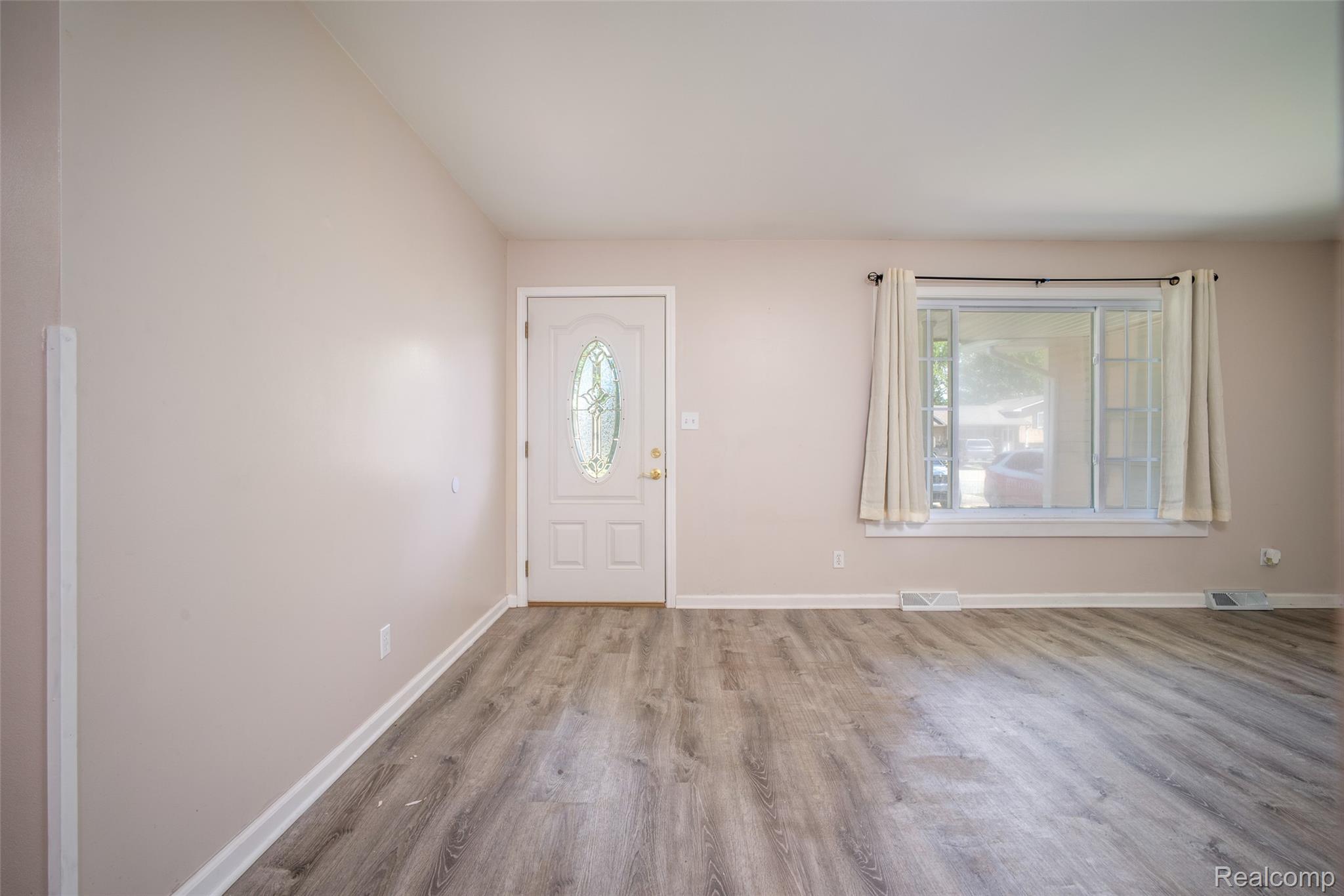 1518 Diane Drive Property Photo 9