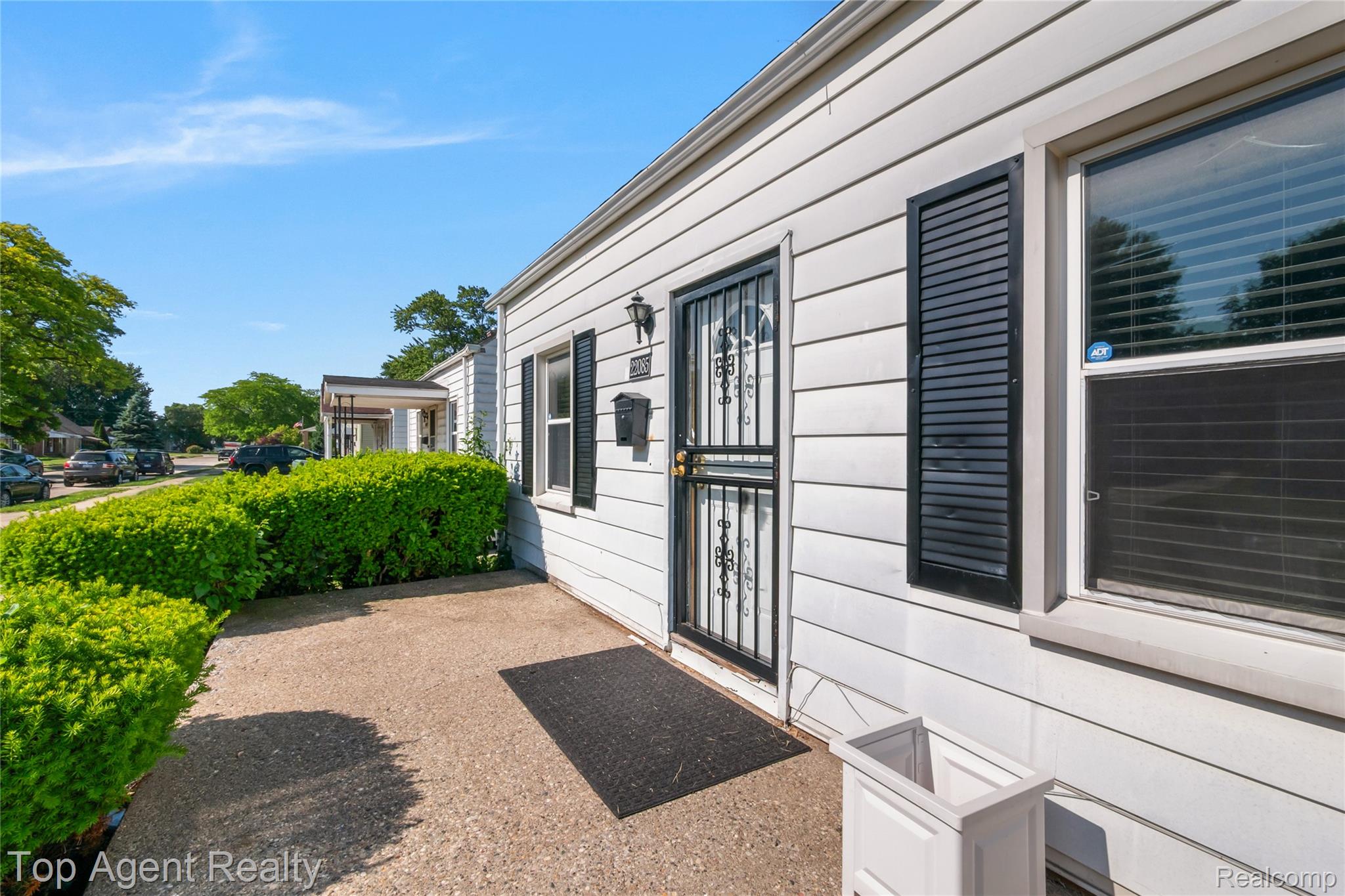 22085 Rausch Avenue Property Photo 2