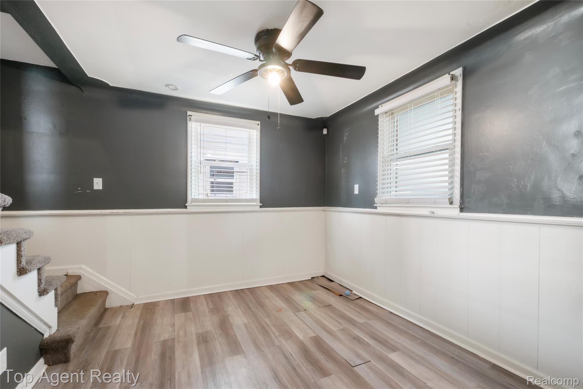 22085 Rausch Avenue Property Photo 8