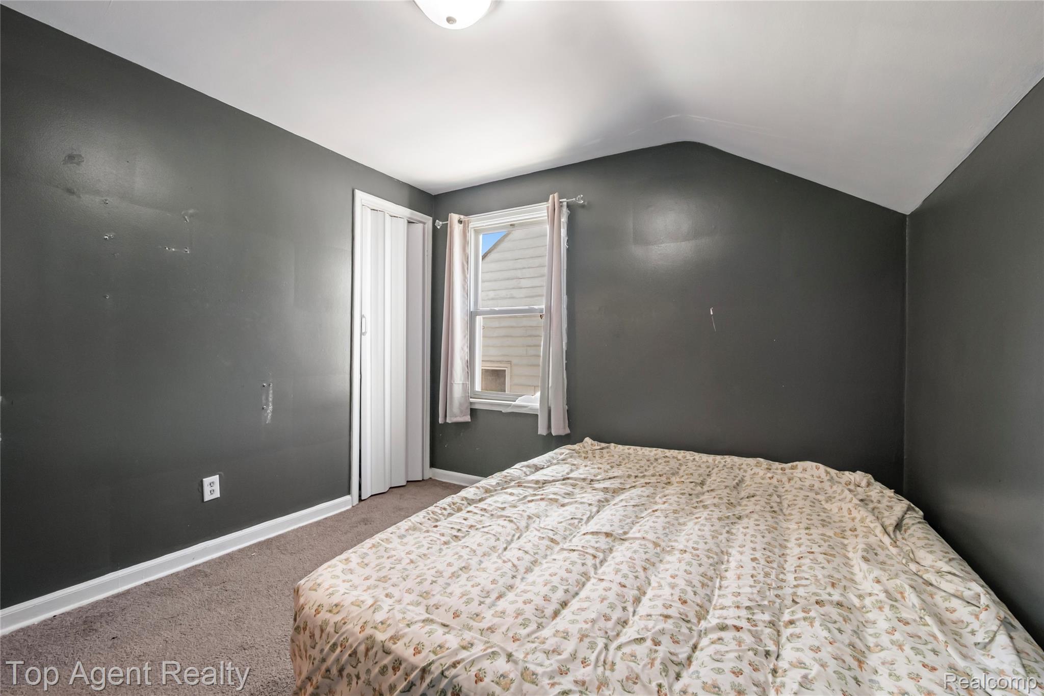 22085 Rausch Avenue Property Photo 21