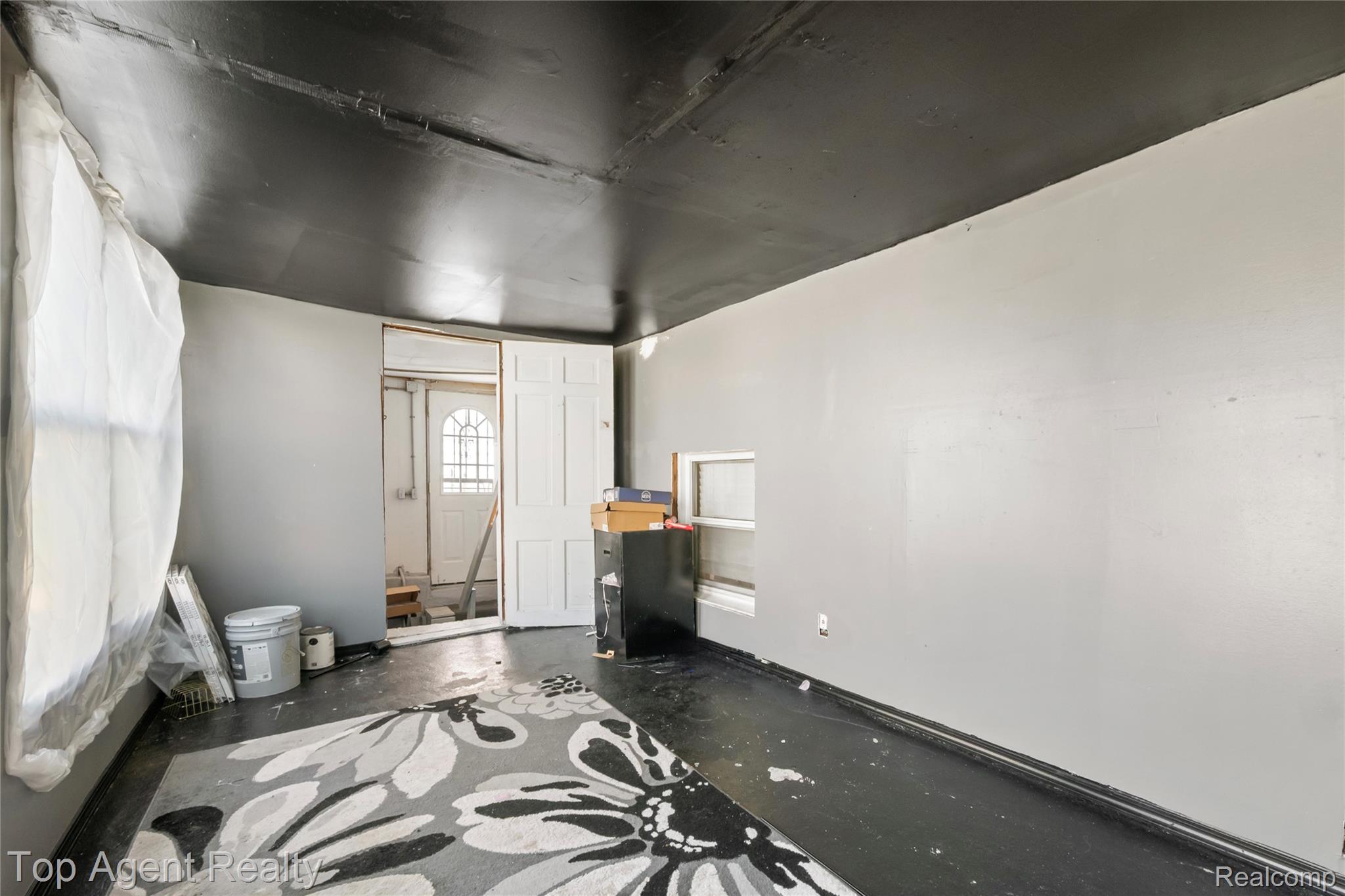 22085 Rausch Avenue Property Photo 27
