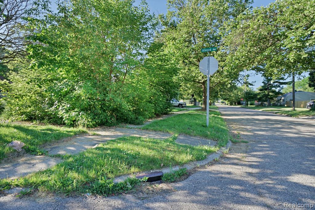 4201 Brunswick Avenue Property Photo 6