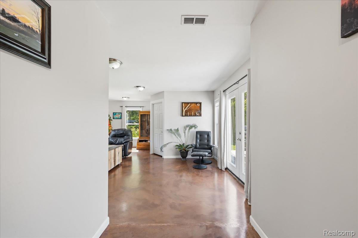 68991 Mound Road Property Photo 25