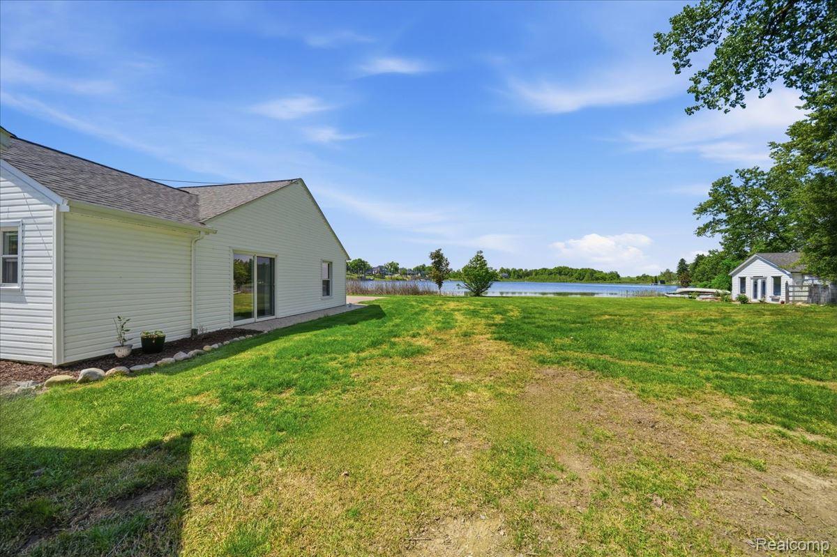 68991 Mound Road Property Photo 35