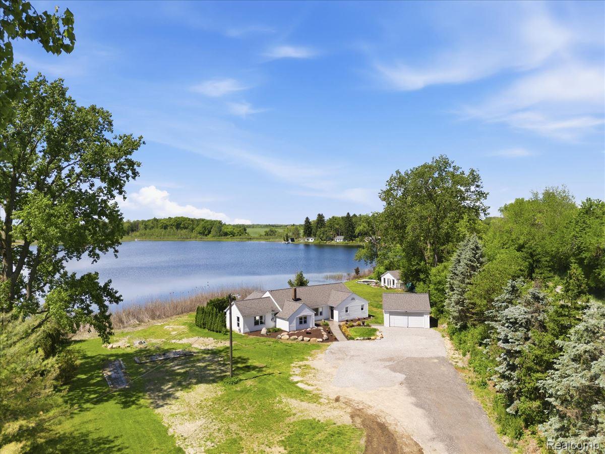 68991 Mound Road Property Photo 44