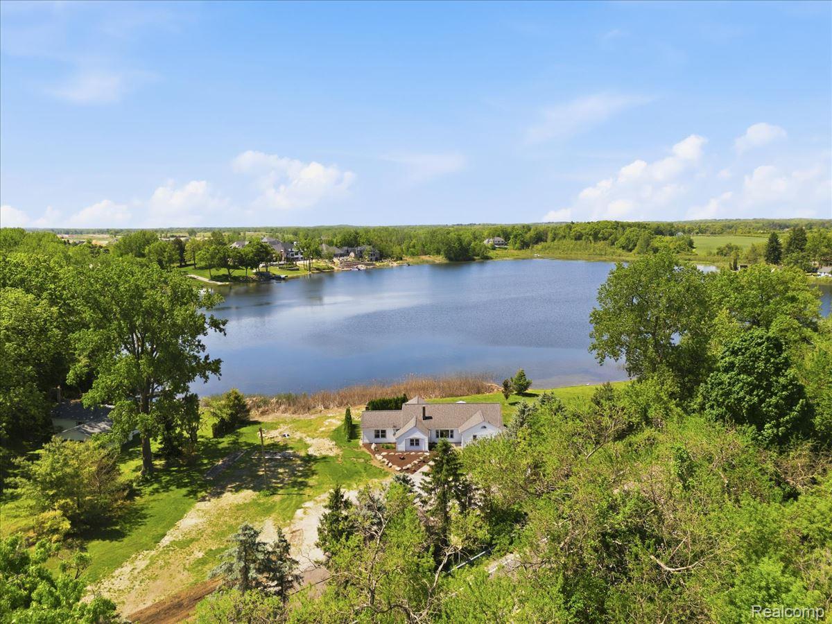 68991 Mound Road Property Photo 45