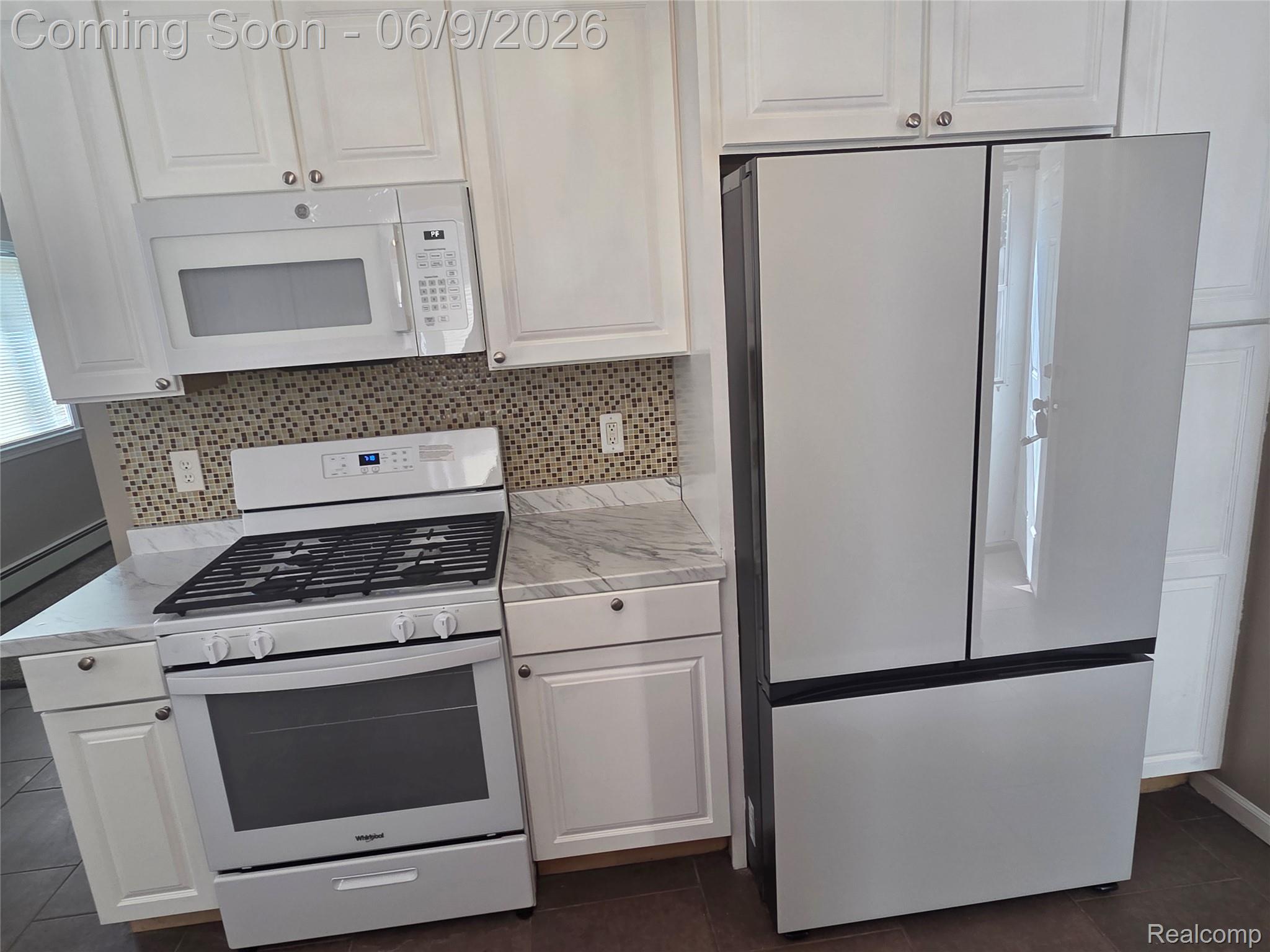 8125 Timken Avenue Property Photo 9