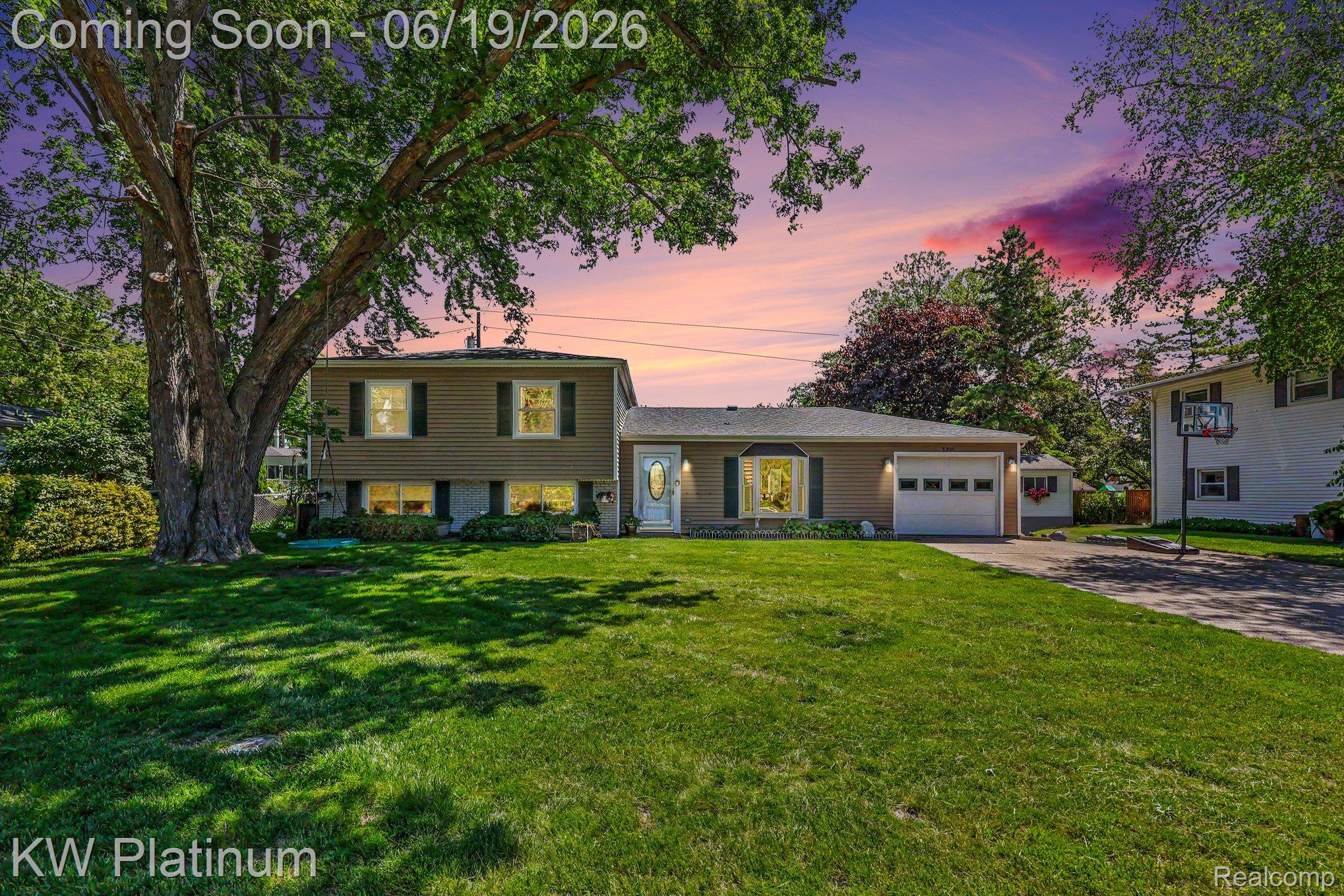 2346 Riverwood Drive Property Photo 1