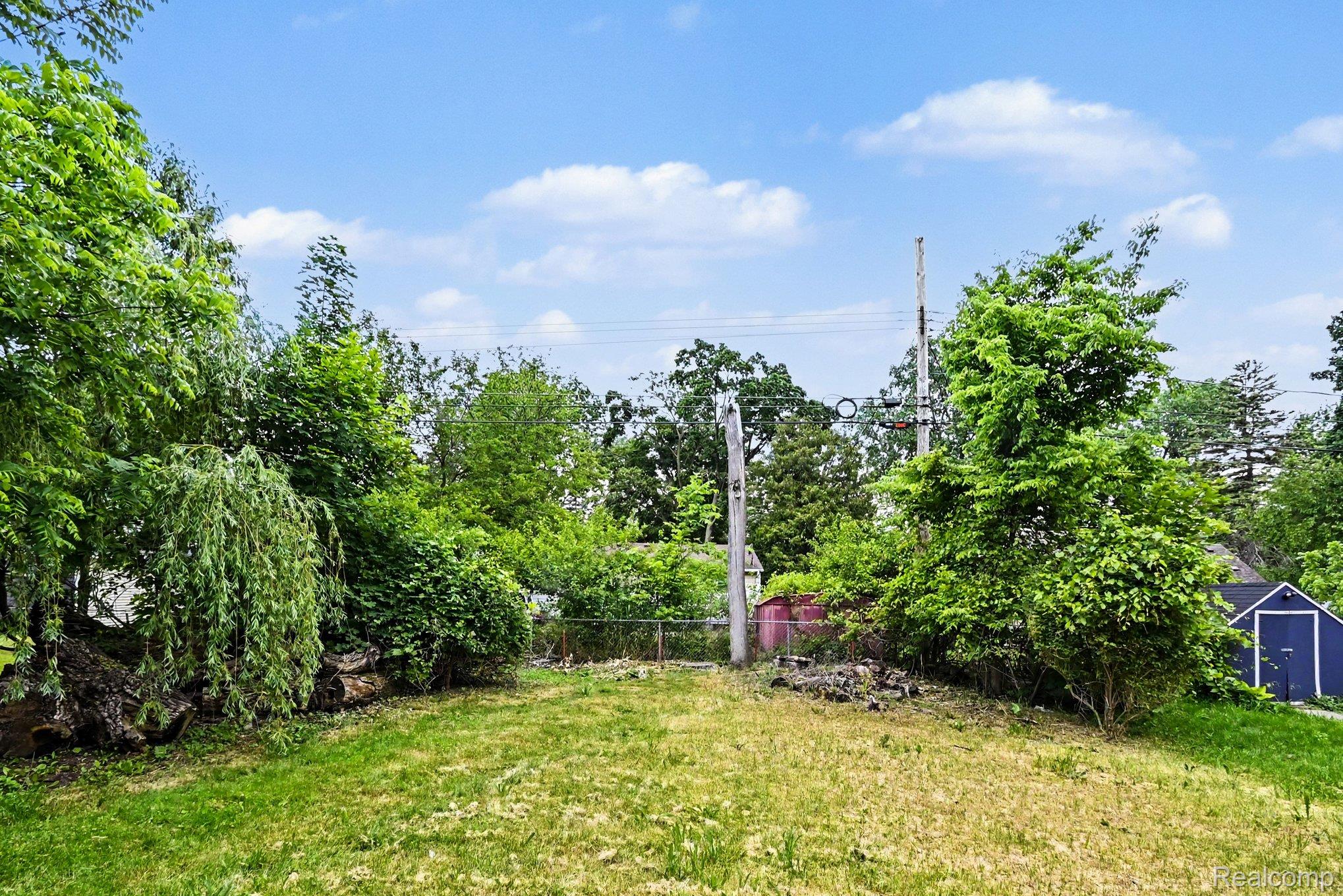 3235 Young Avenue Property Photo 18