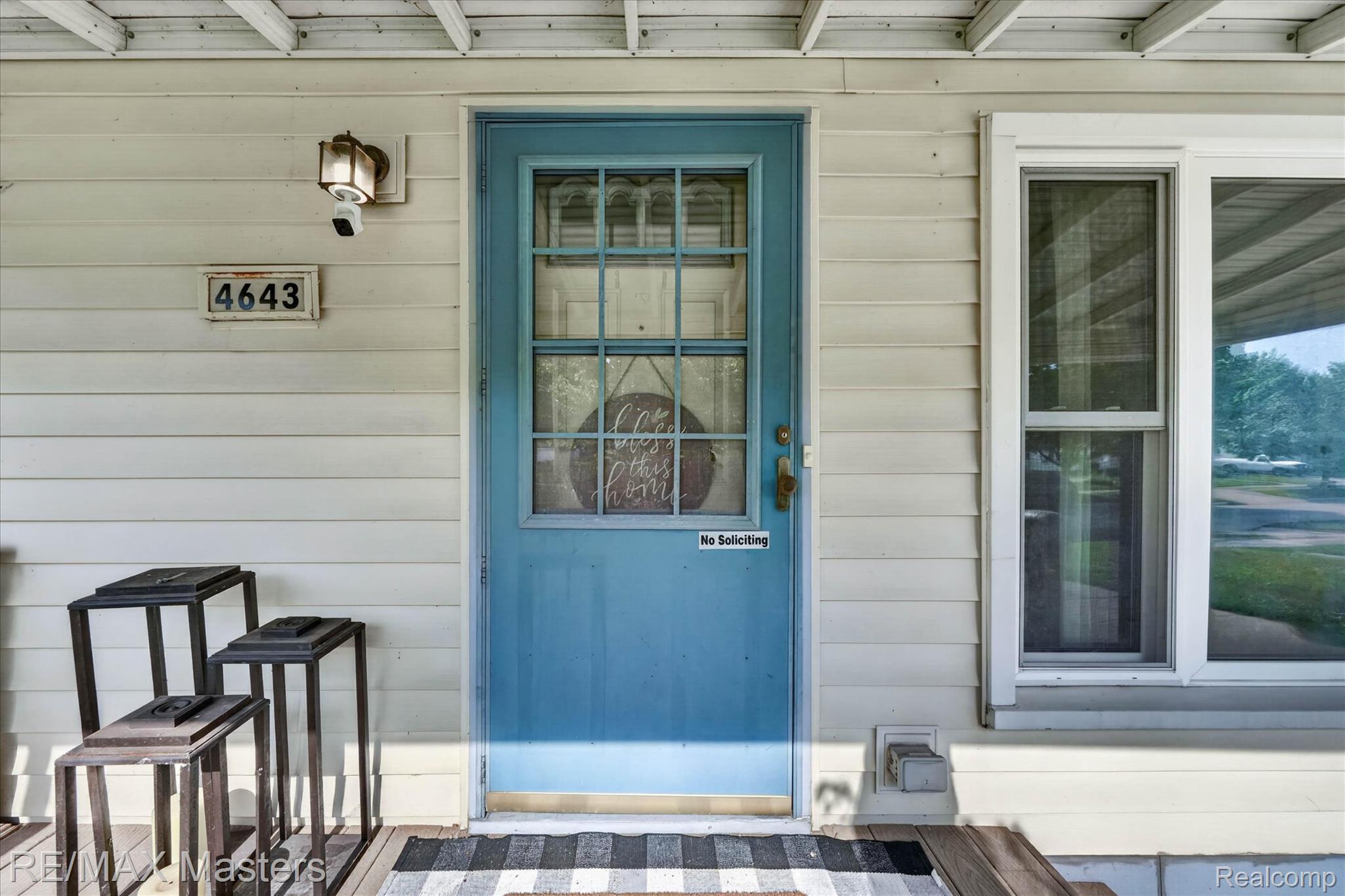 4643 Niagara Street Property Photo 5