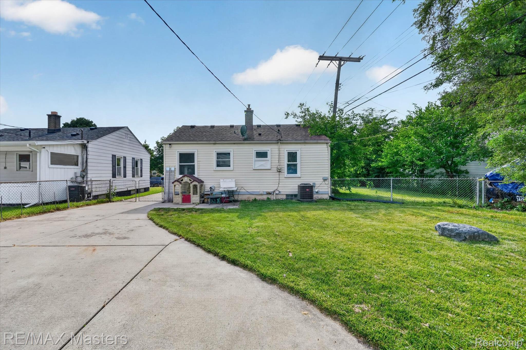 4643 Niagara Street Property Photo 31