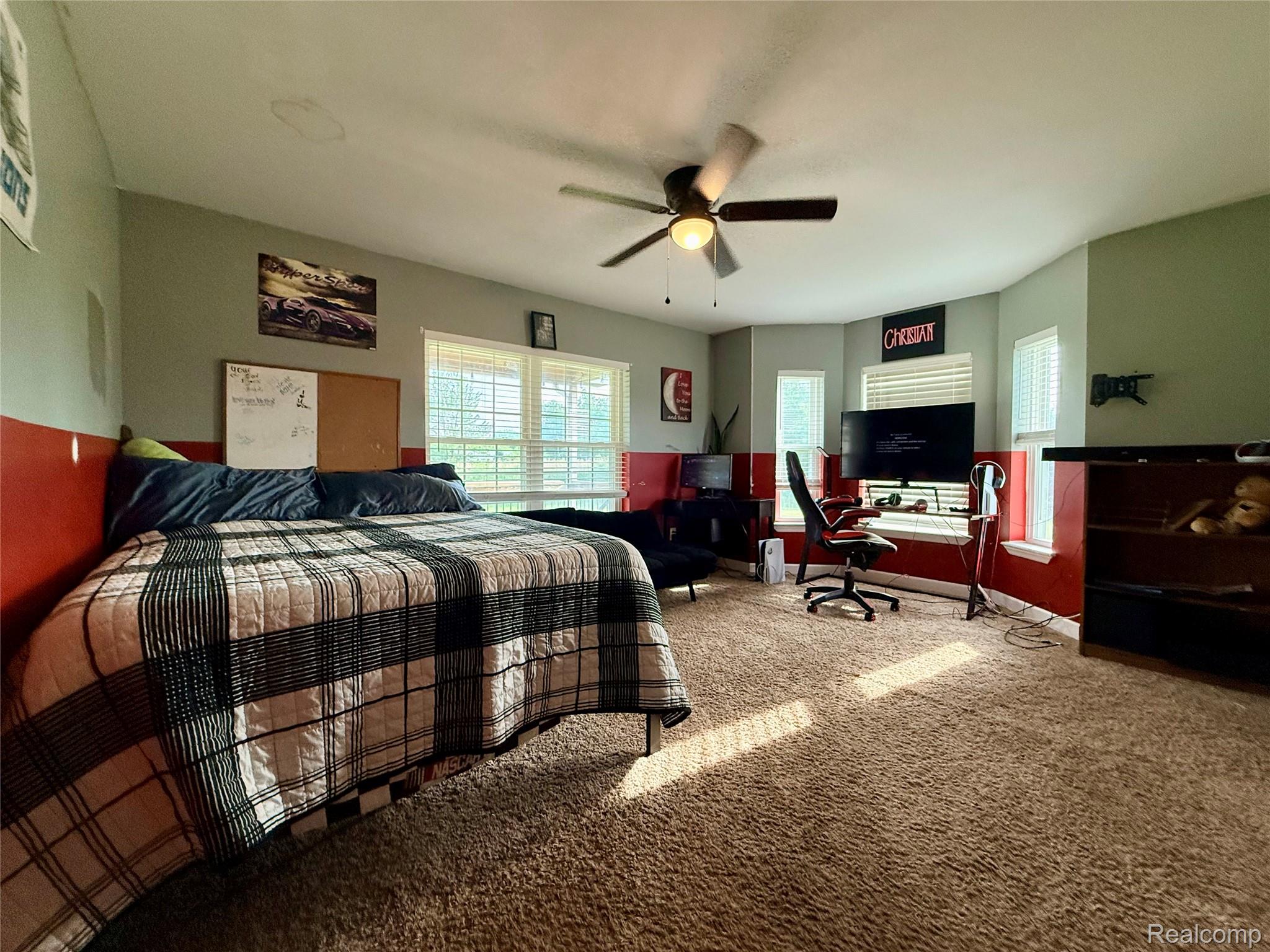 2543 Greenwood Road Property Photo 25