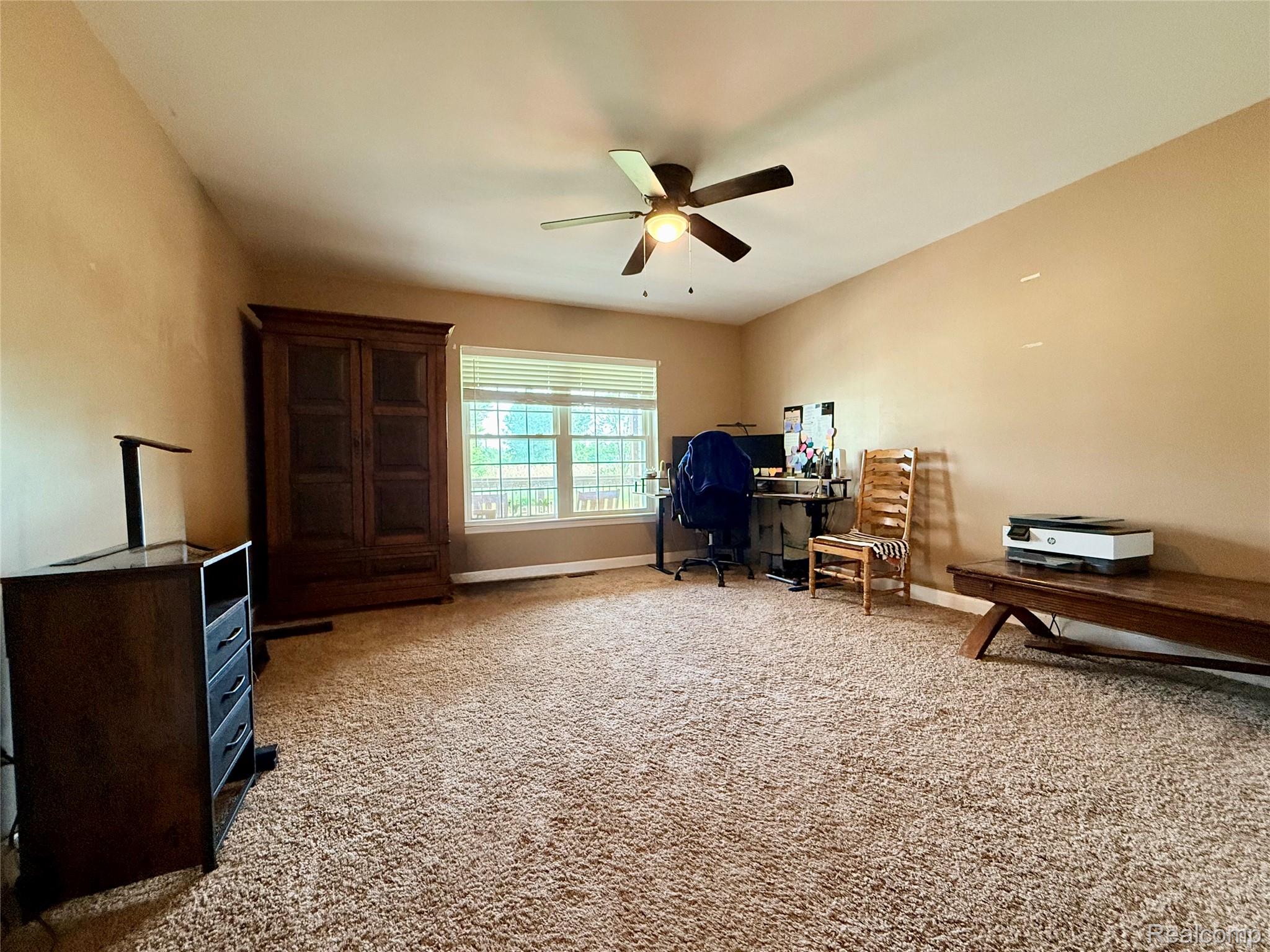2543 Greenwood Road Property Photo 28