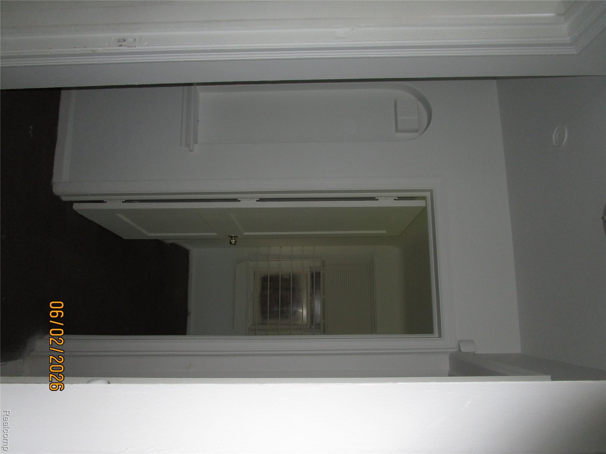 19393 Rowe Street Property Photo 6