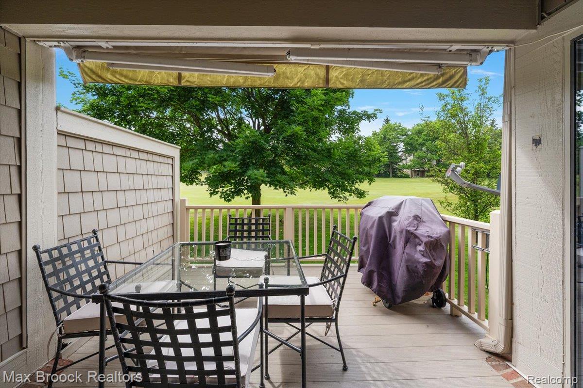 2478 Wildbrook Run Property Photo 5