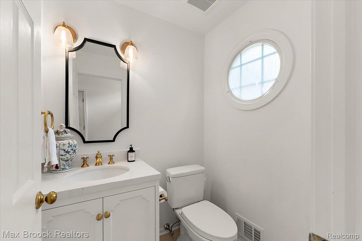 2478 Wildbrook Run Property Photo 17