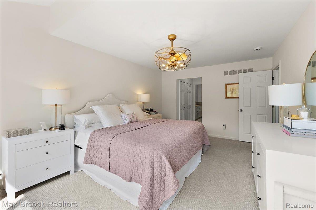 2478 Wildbrook Run Property Photo 28