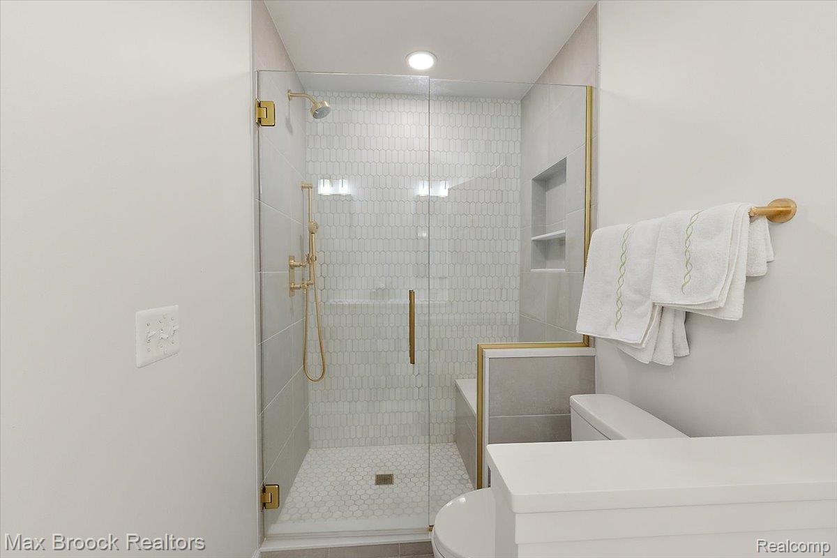 2478 Wildbrook Run Property Photo 31