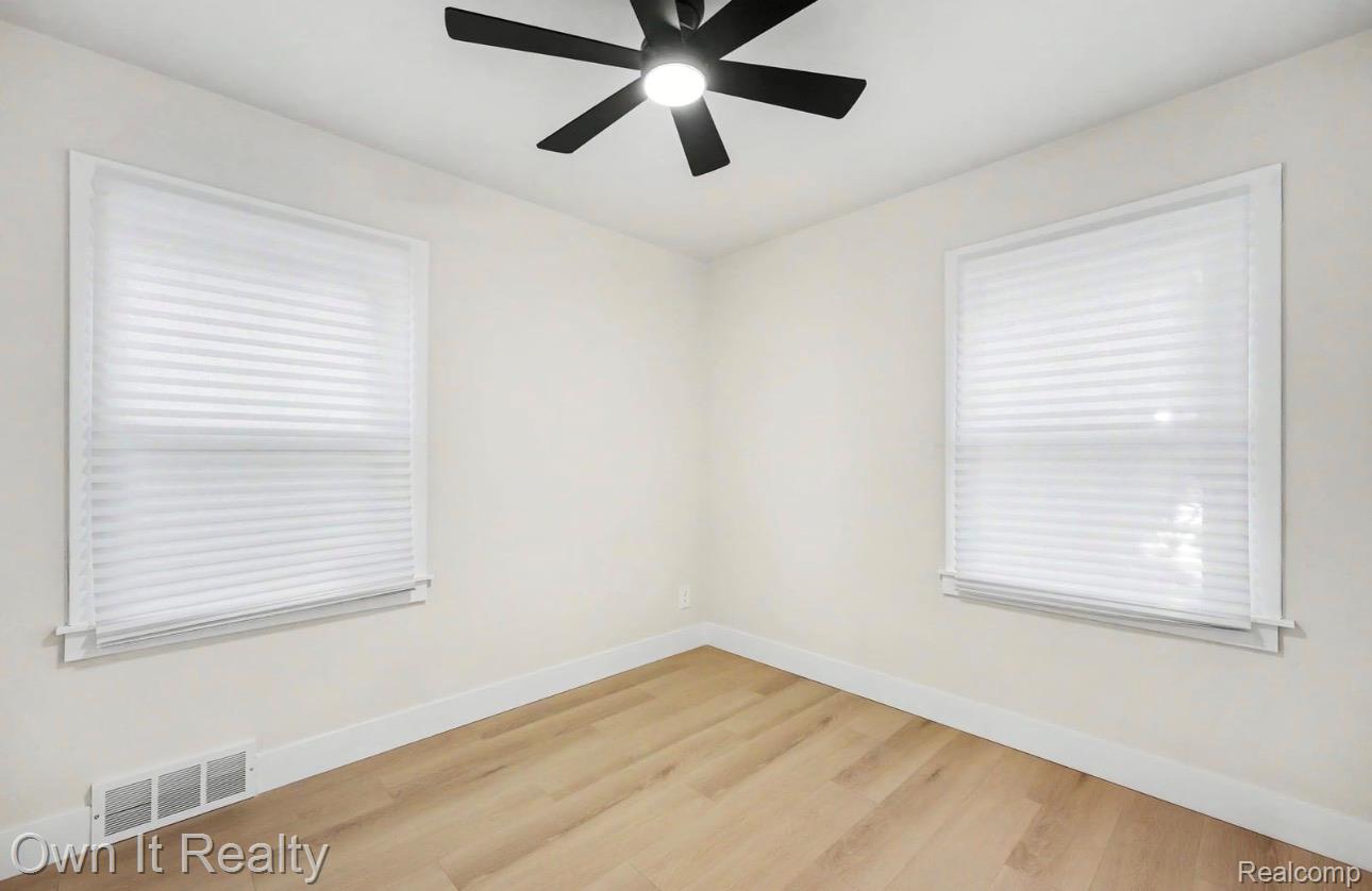 20450 Bramford Street Property Photo 11