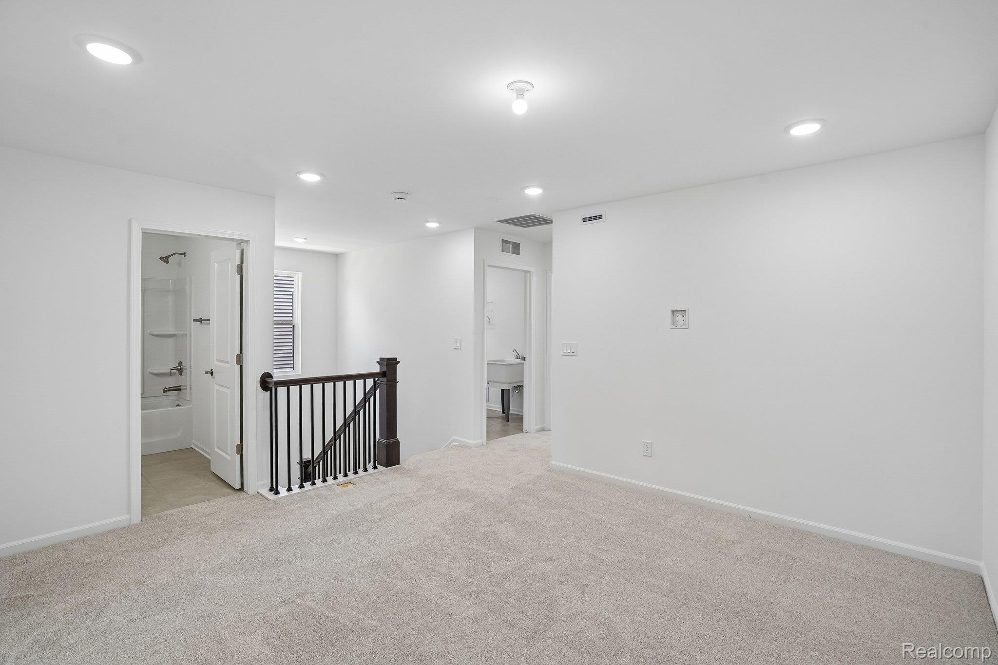 271 Lantana Drive Property Photo 15