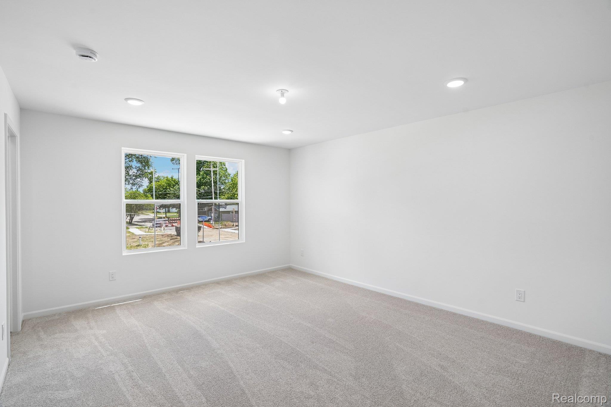 271 Lantana Drive Property Photo 17