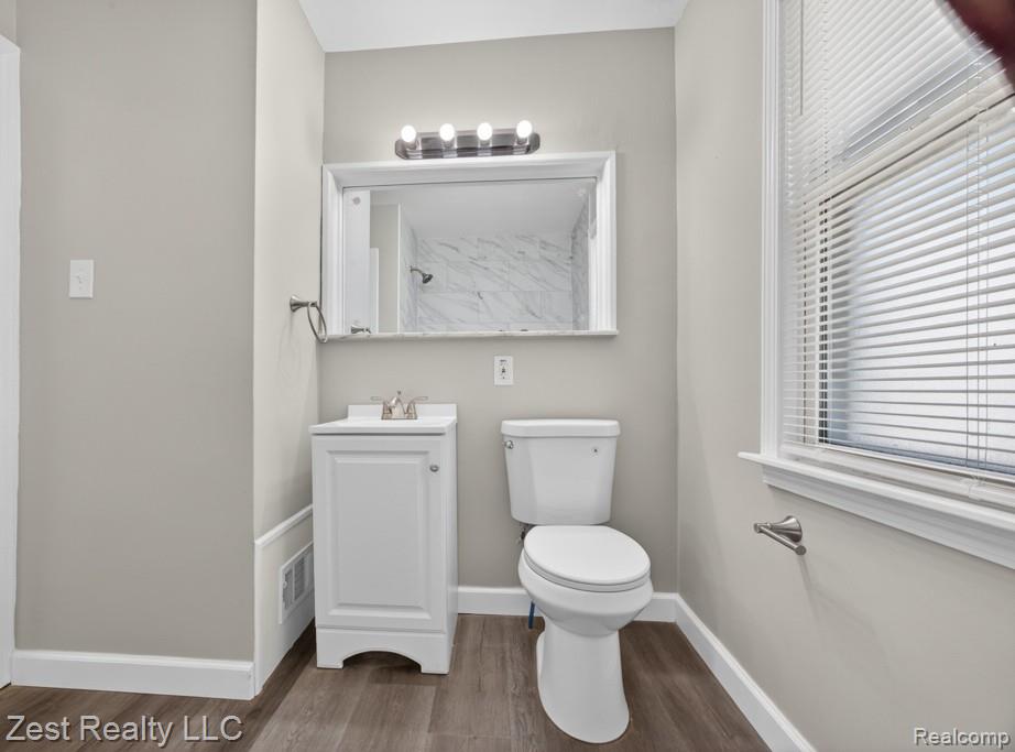 18540 Rosemont Avenue Property Photo 8