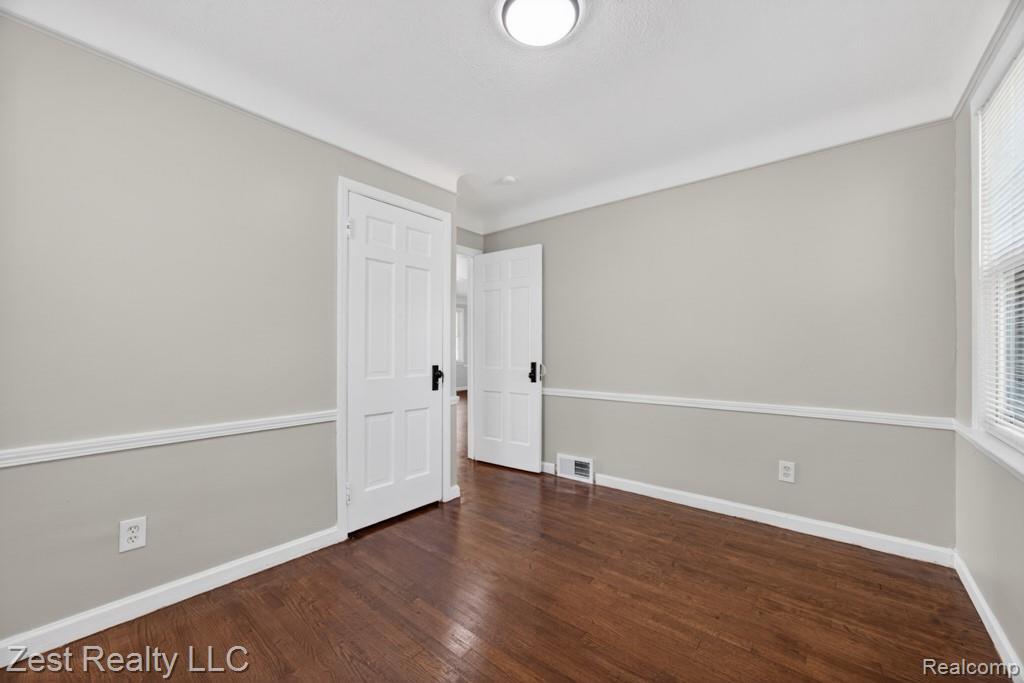 18540 Rosemont Avenue Property Photo 10