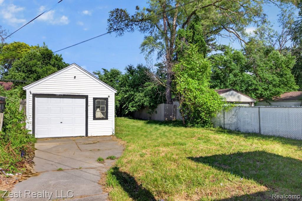 18540 Rosemont Avenue Property Photo 18