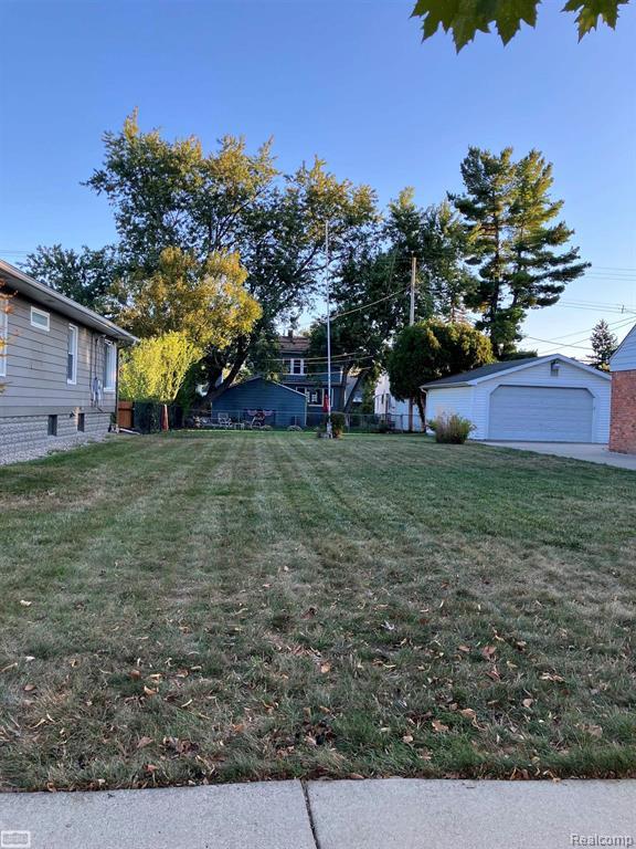1137 Larkmoor Property Photo 1