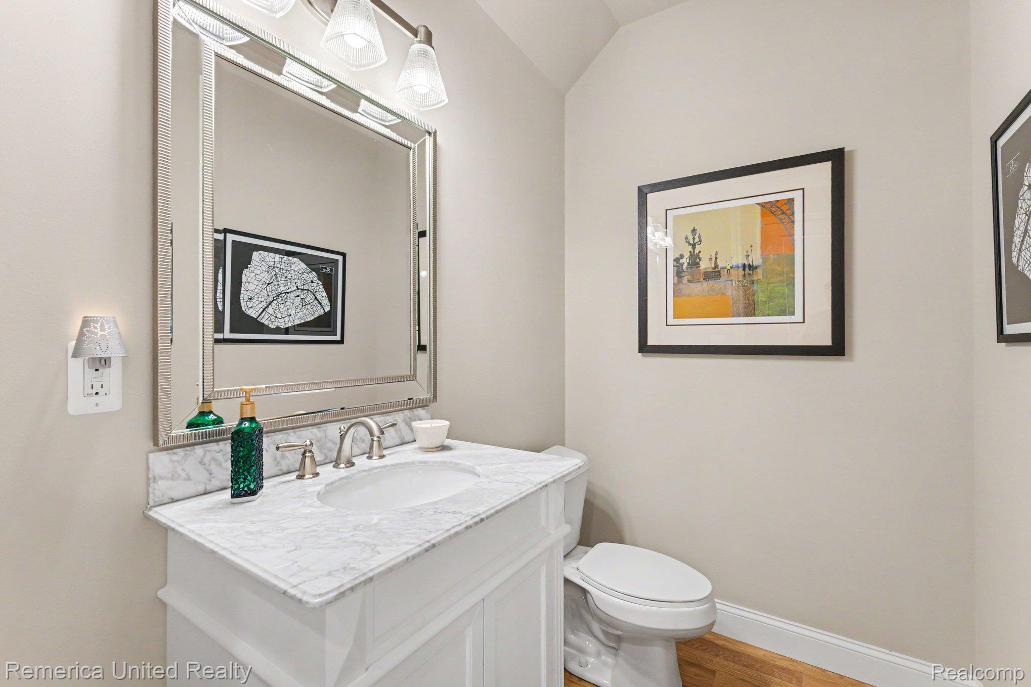 307 River Wood Trail 2 Property Photo 6