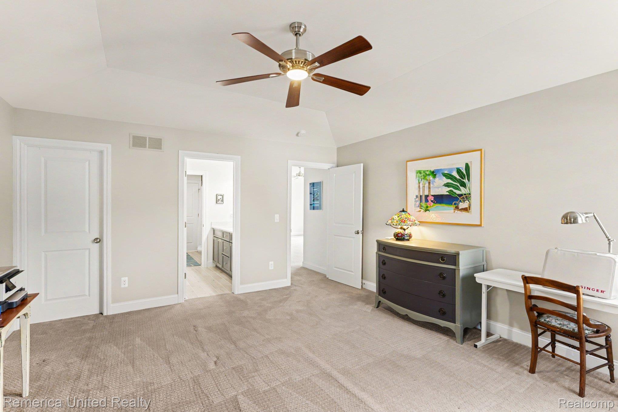 307 River Wood Trail 2 Property Photo 17