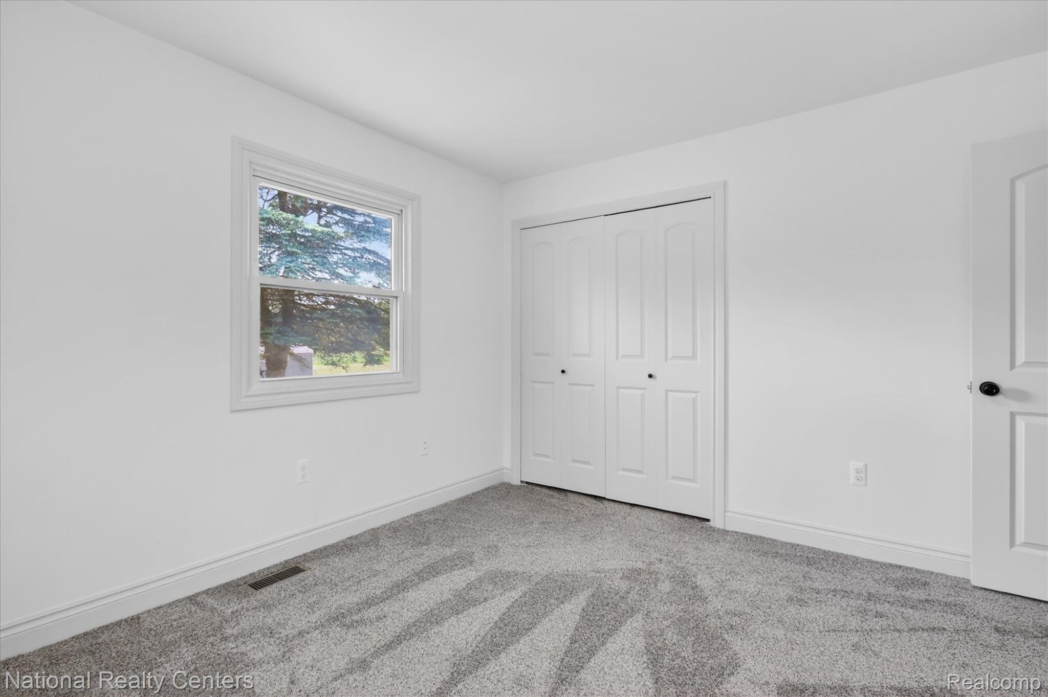 2601 Westwind Drive Property Photo 31