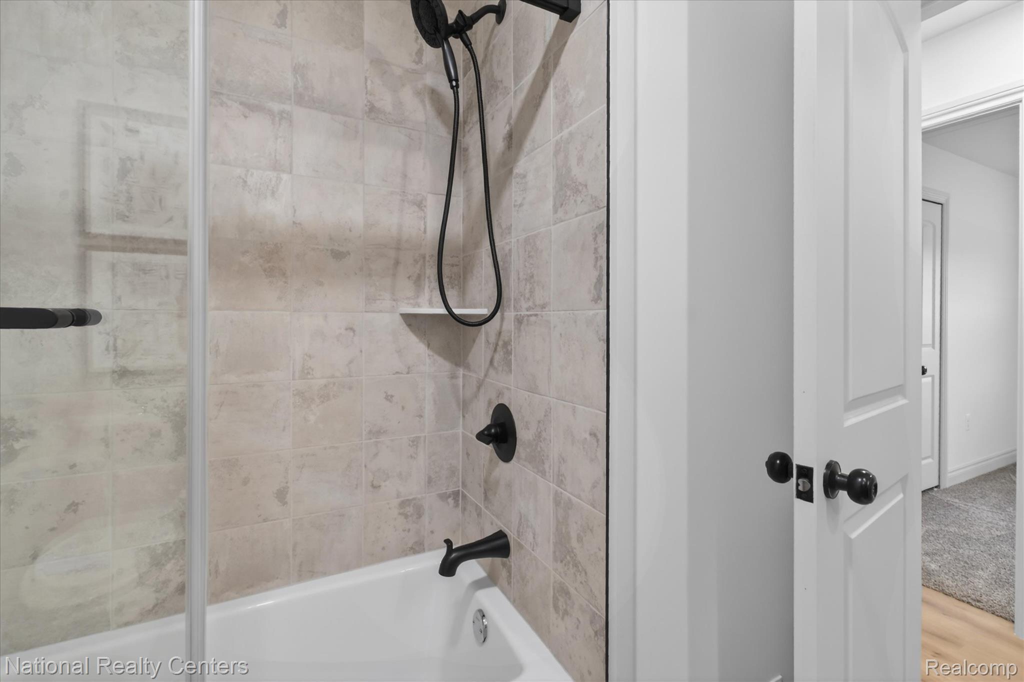 2601 Westwind Drive Property Photo 34