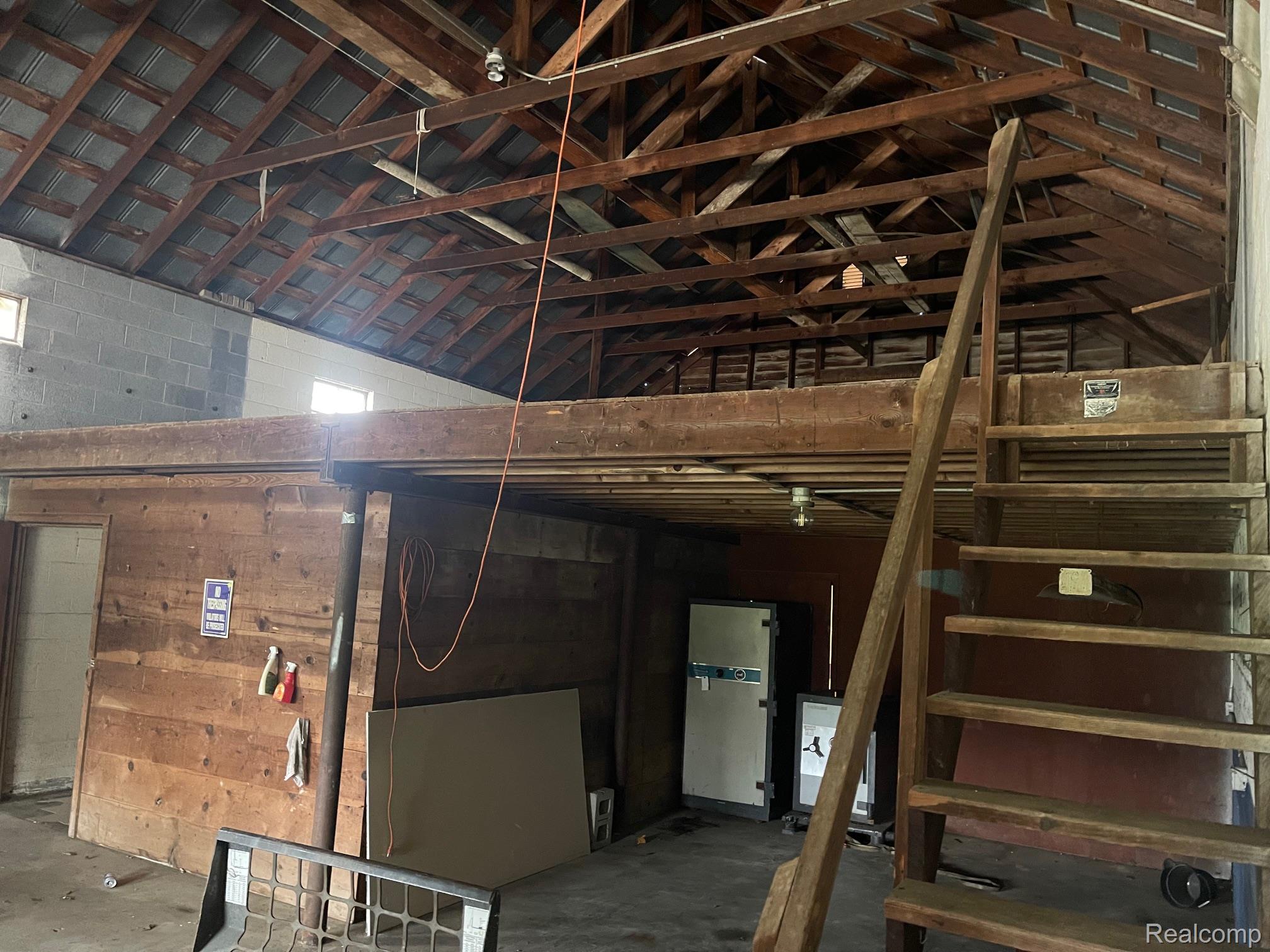 8261 Fenton Road Property Photo 22