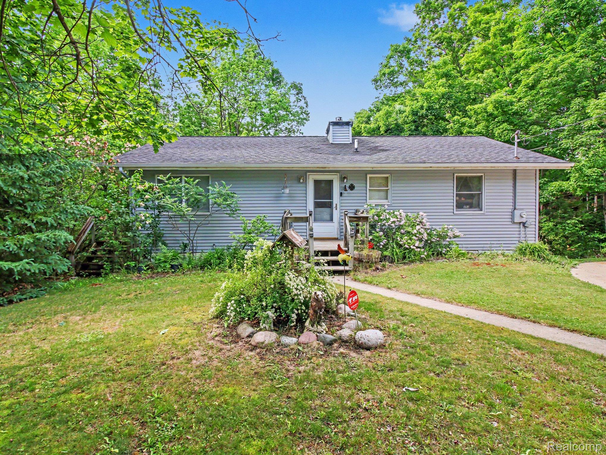 3621 Atkins Road Property Photo 2