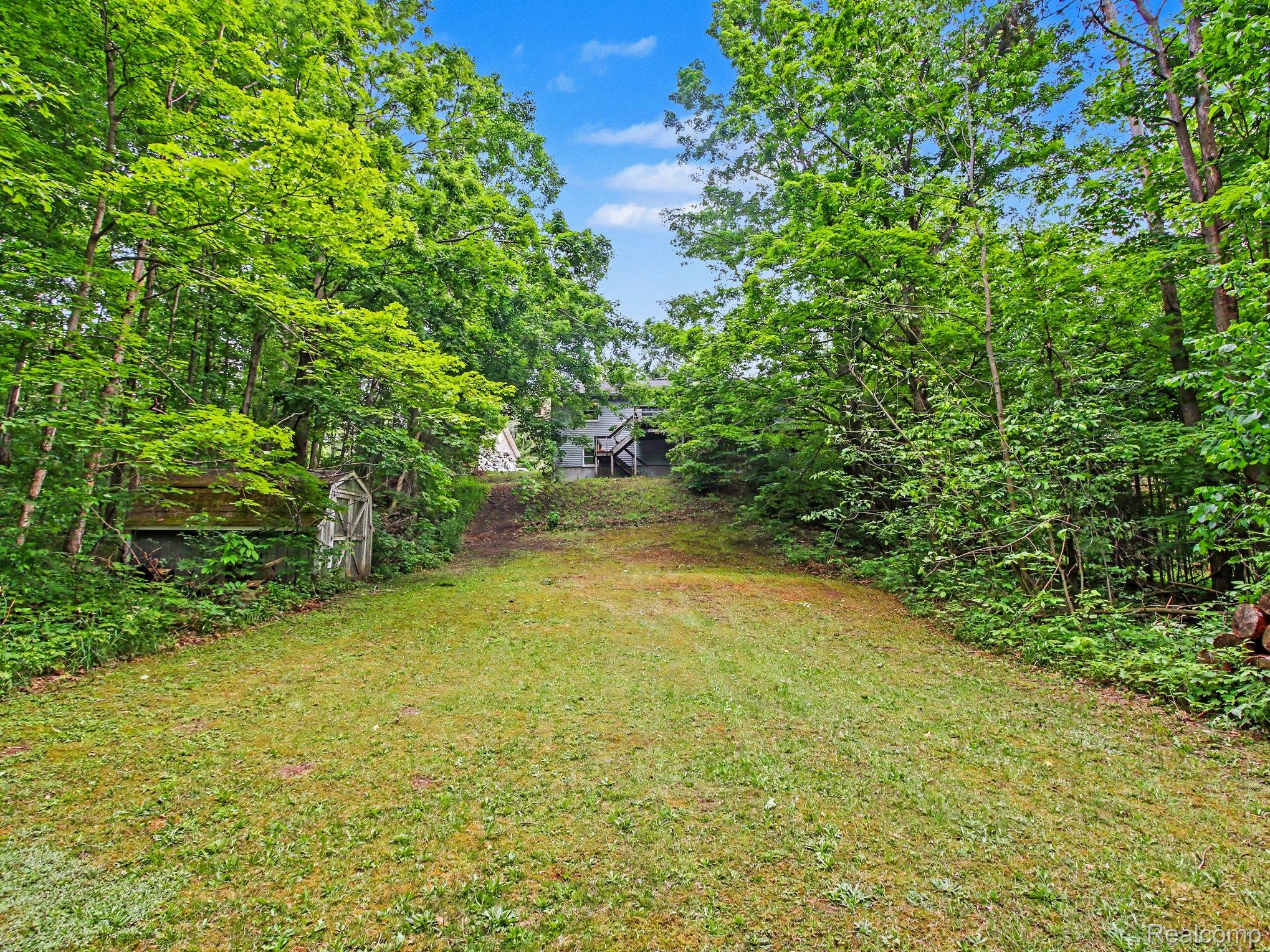 3621 Atkins Road Property Photo 27